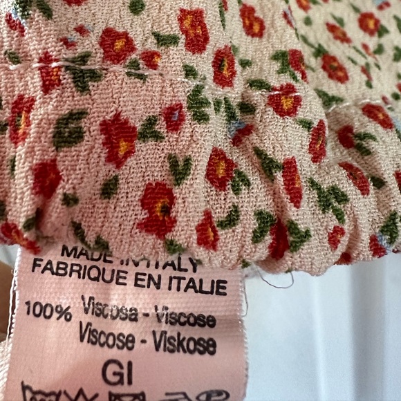 Brandy Melville floral 70s style bell sleeve ivory cream blouse size women M - Picture 7 of 7